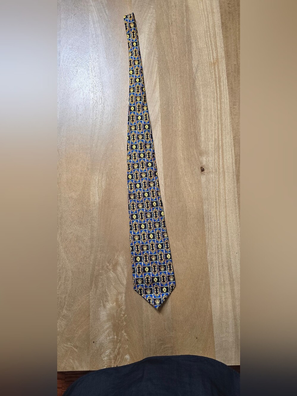 VTG Gianni Versace Silk Tie Blue Gold Medusa Head Baroque Scroll Italy 3.75"